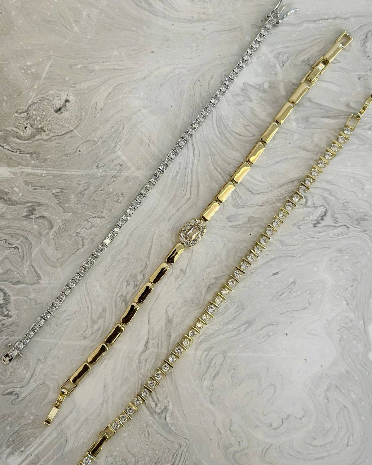 Eternal Shine – Taş Sıralı Bileklik